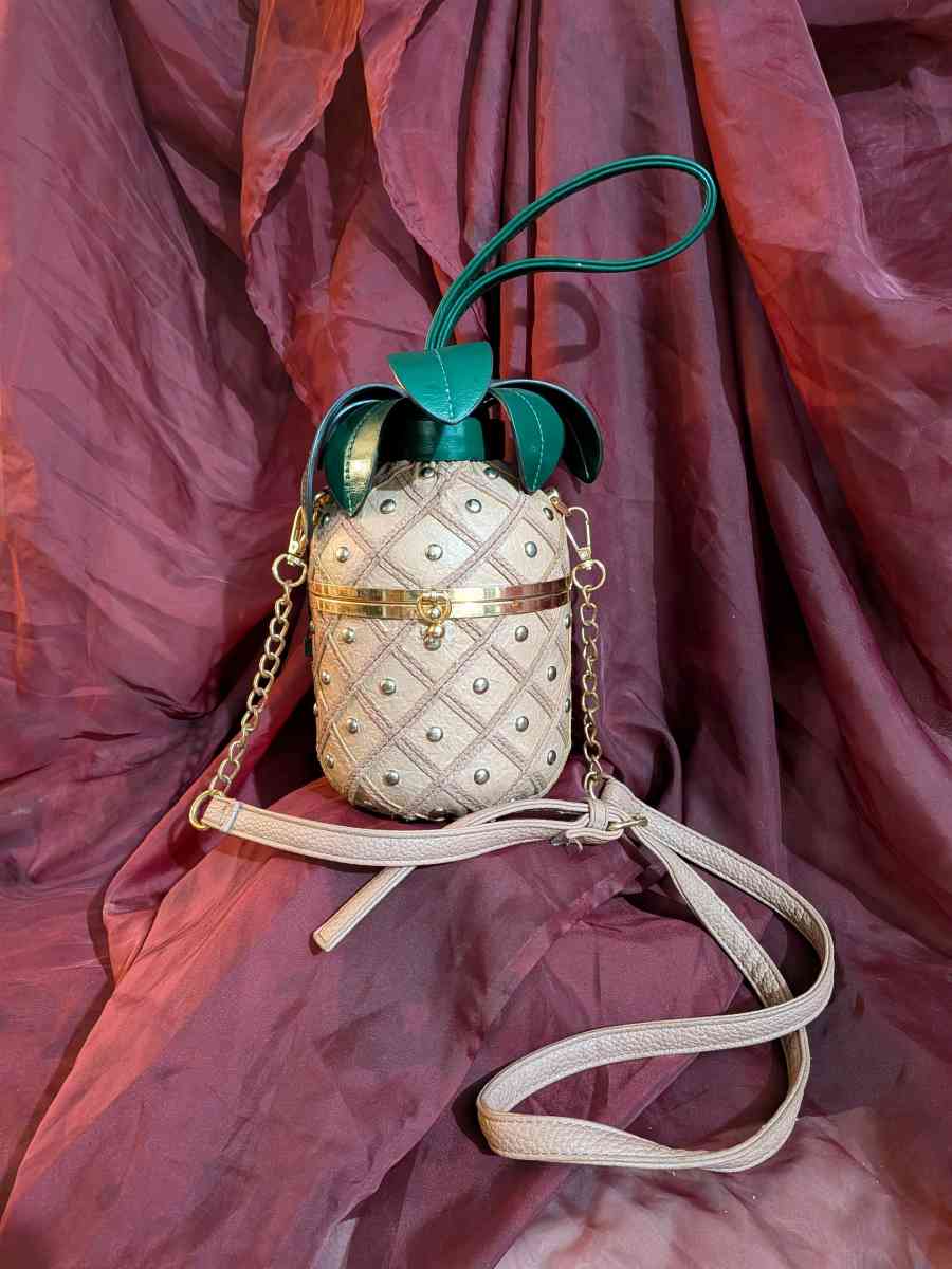 Pineapple DS Handbag - Glasgow, Kentucky