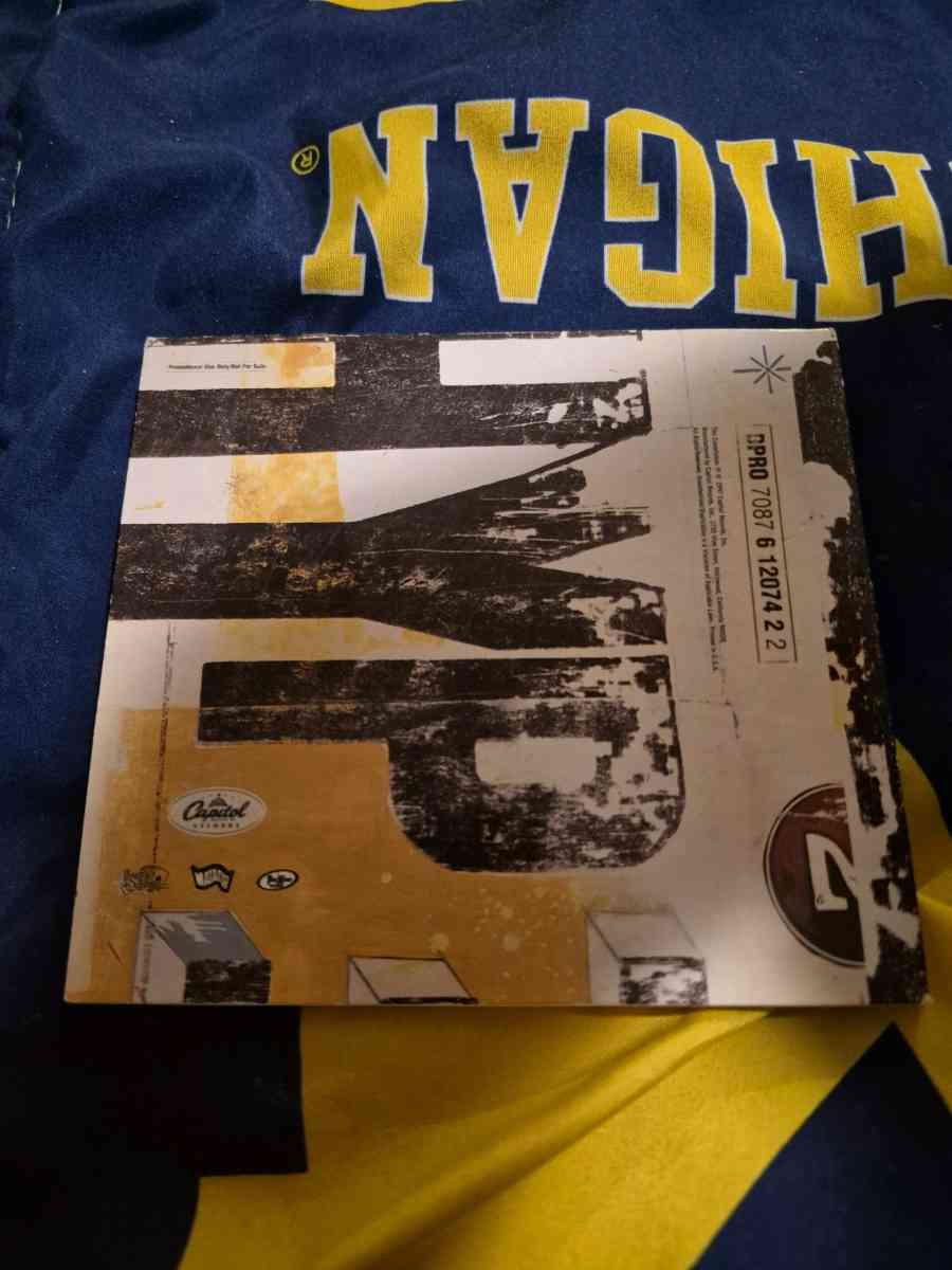 LIKE NEW HYPE For Daily Use CD - New Baltimore, Michigan - FleaMarketBay