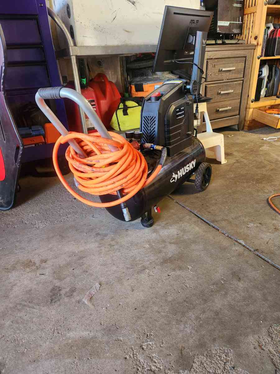 husky air compressor - Aurora, Colorado - FleaMarketBay