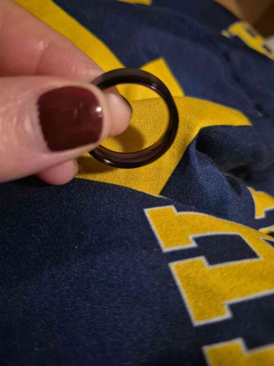 BRAND NEW HIS QUEEN Comfort fit purple band size 9 - New Baltimore, Michigan - FleaMarketBay