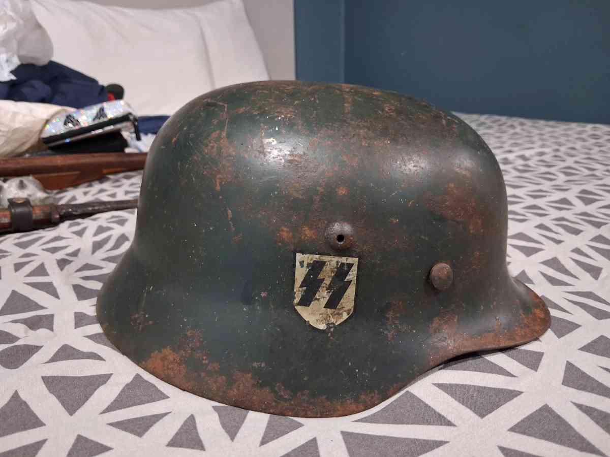 ww2 items - Clearwater Beach, Florida - FleaMarketBay