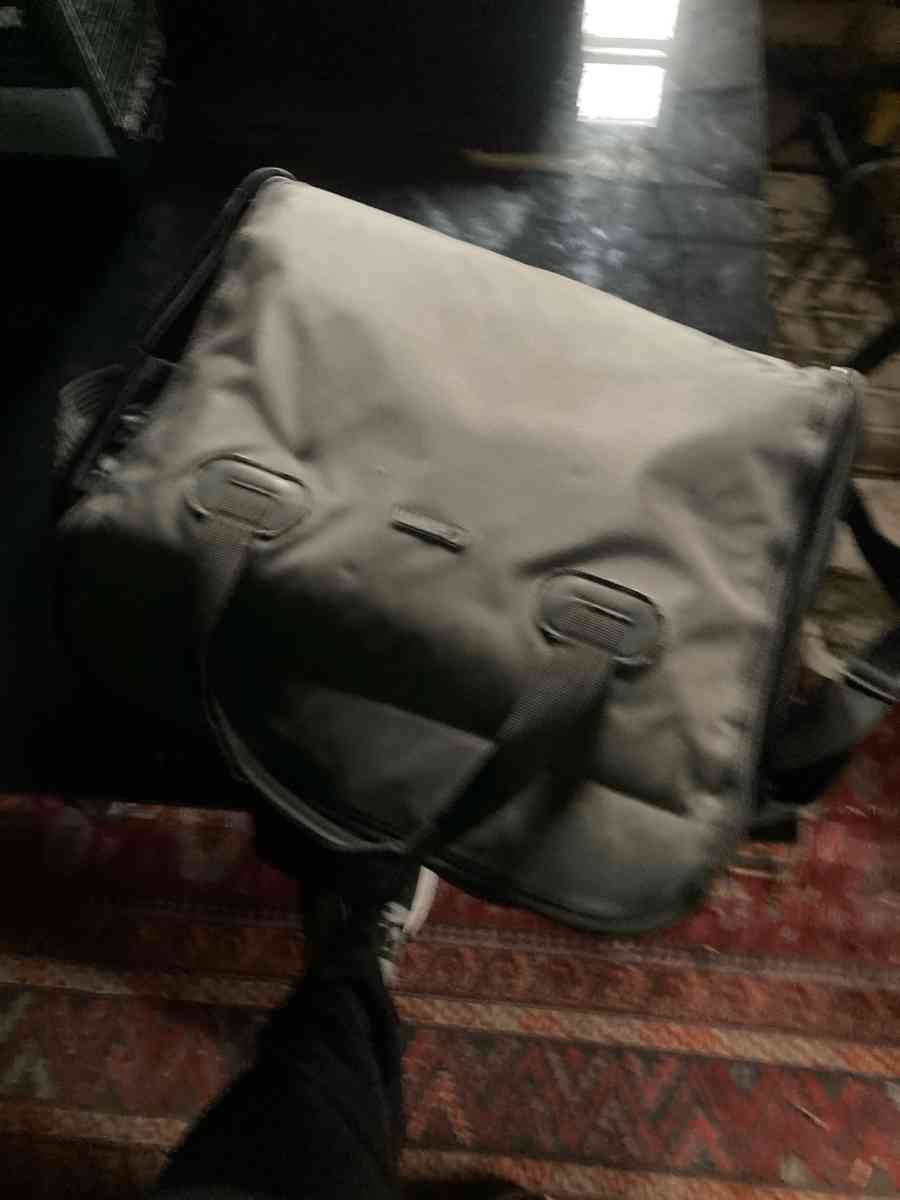 Canon REALiS X600 LCoS Projector - Essington, Pennsylvania - FleaMarketBay