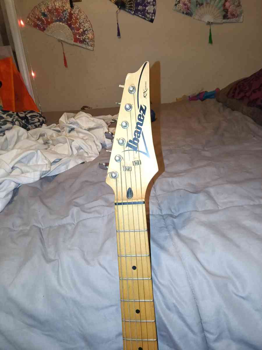 Ibanez left handed guitar - Spring, Texas - FleaMarketBay