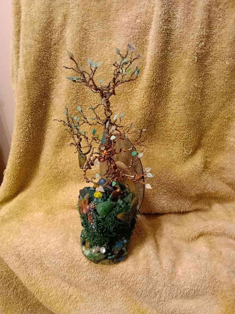 twisted copper tree with two owls - Lufkin, Texas - FleaMarketBay
