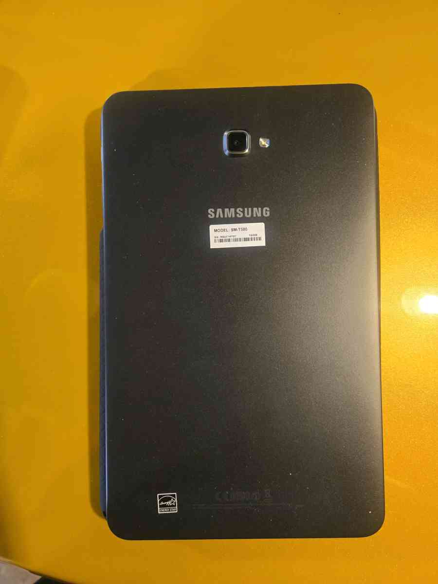 Samsung tablet - Stockton, California - FleaMarketBay