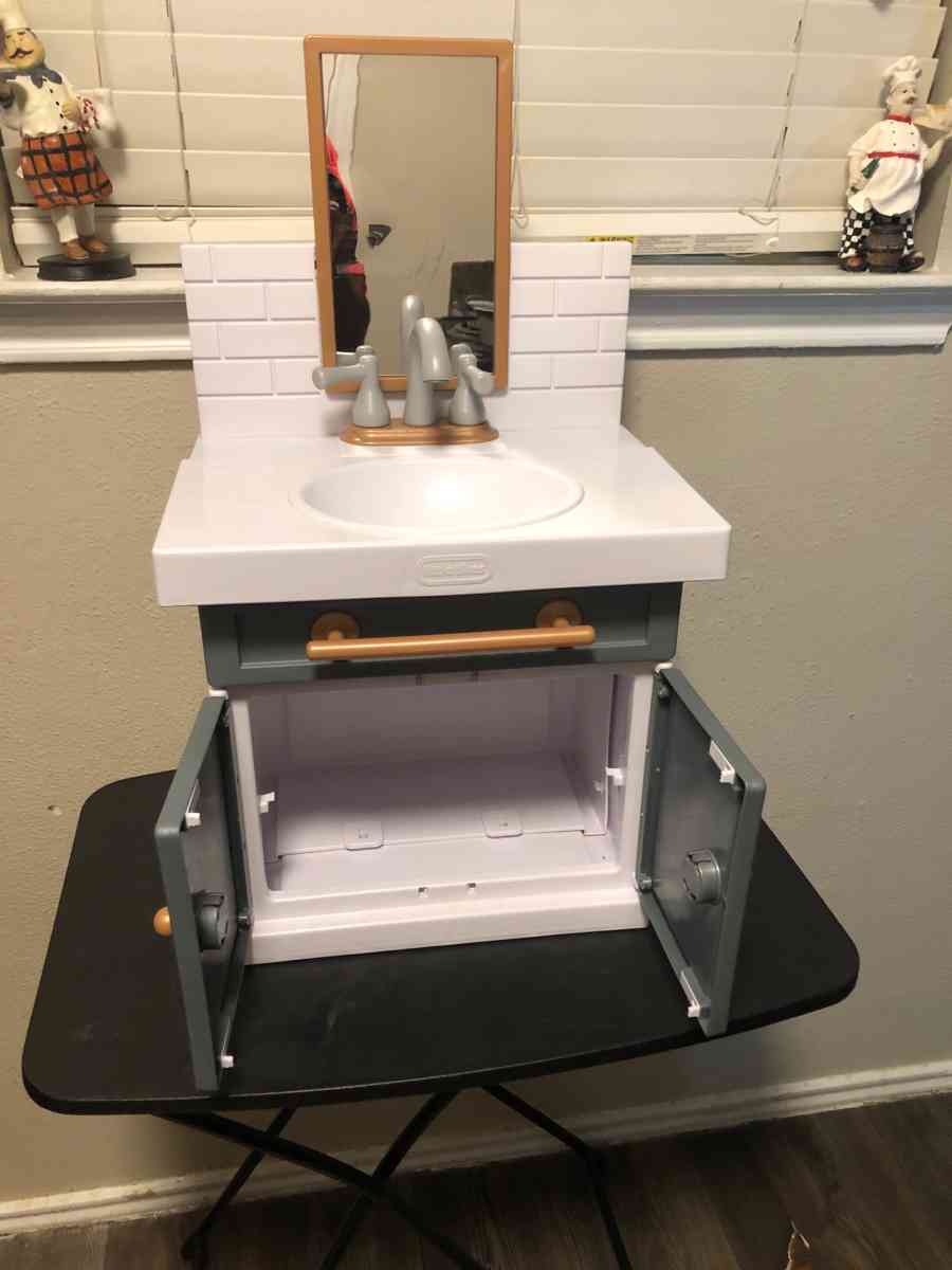 Little Tikes First Bathroom Sink - Waxahachie, Texas - FleaMarketBay