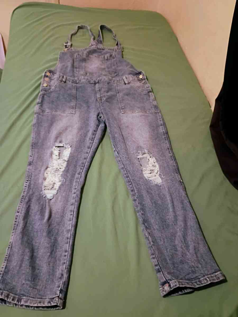 Celebrity Pink Denim Overalls Womens XL  Blue Distressed - Corcoran, California
