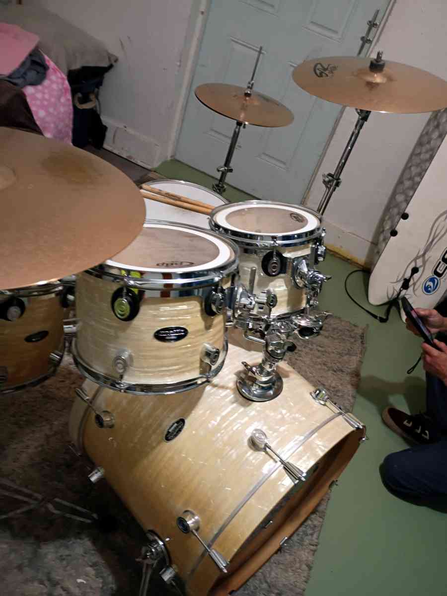 pacific pro drumset - Titusville, Florida - FleaMarketBay