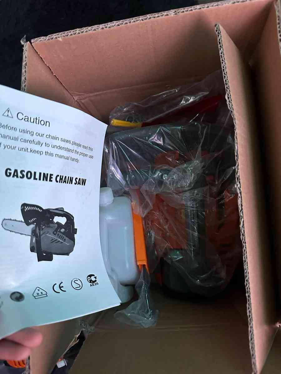 brand new chainsaw - San Bernardino, California - FleaMarketBay