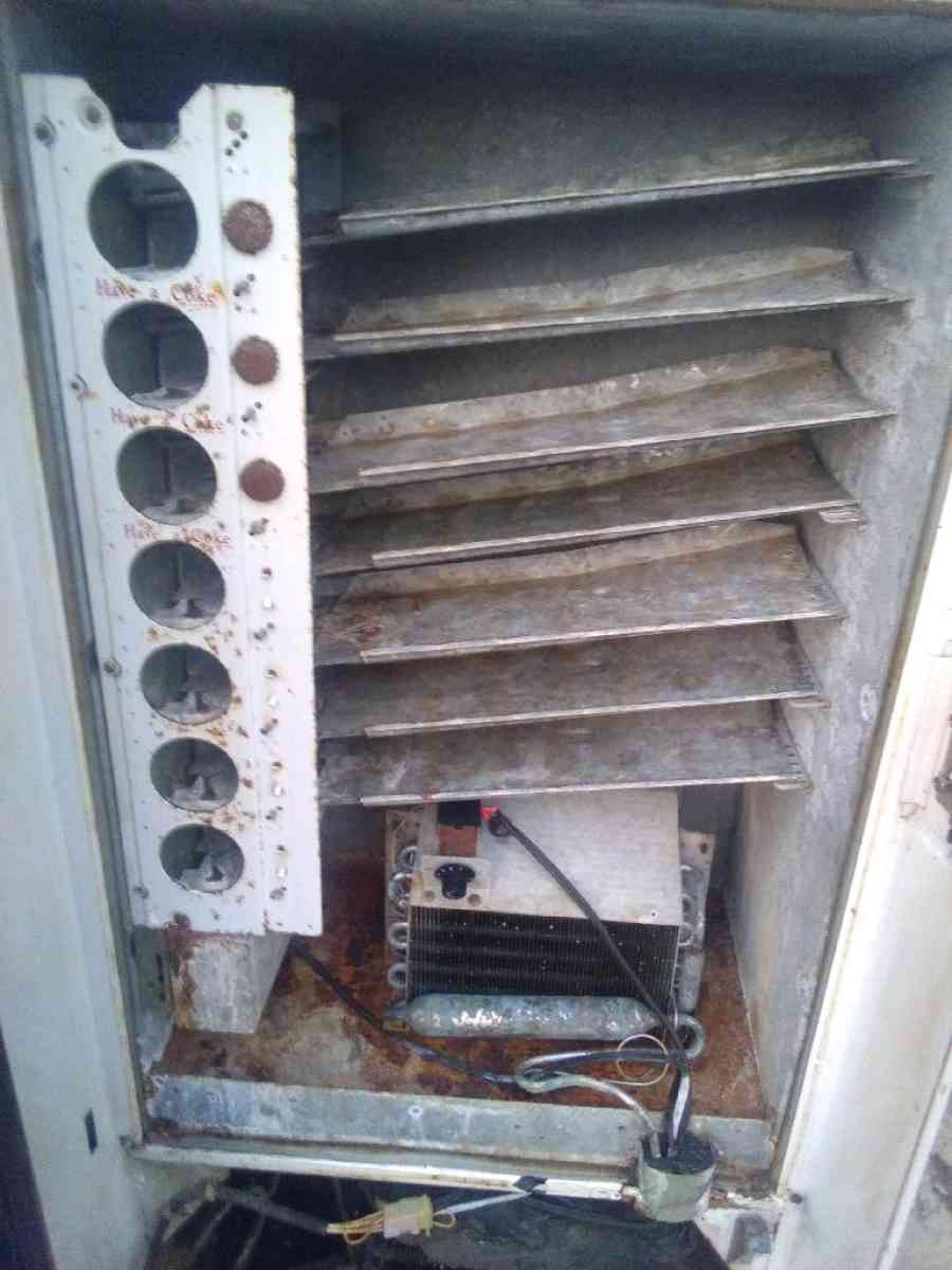 coke machine - Kodak, Tennessee - FleaMarketBay