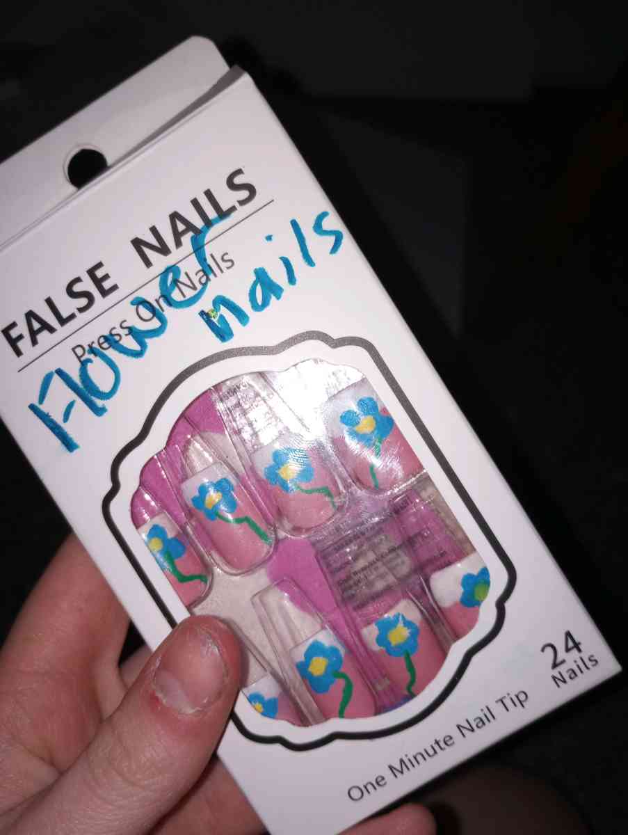 nails that I made - Park Hills, Missouri - FleaMarketBay