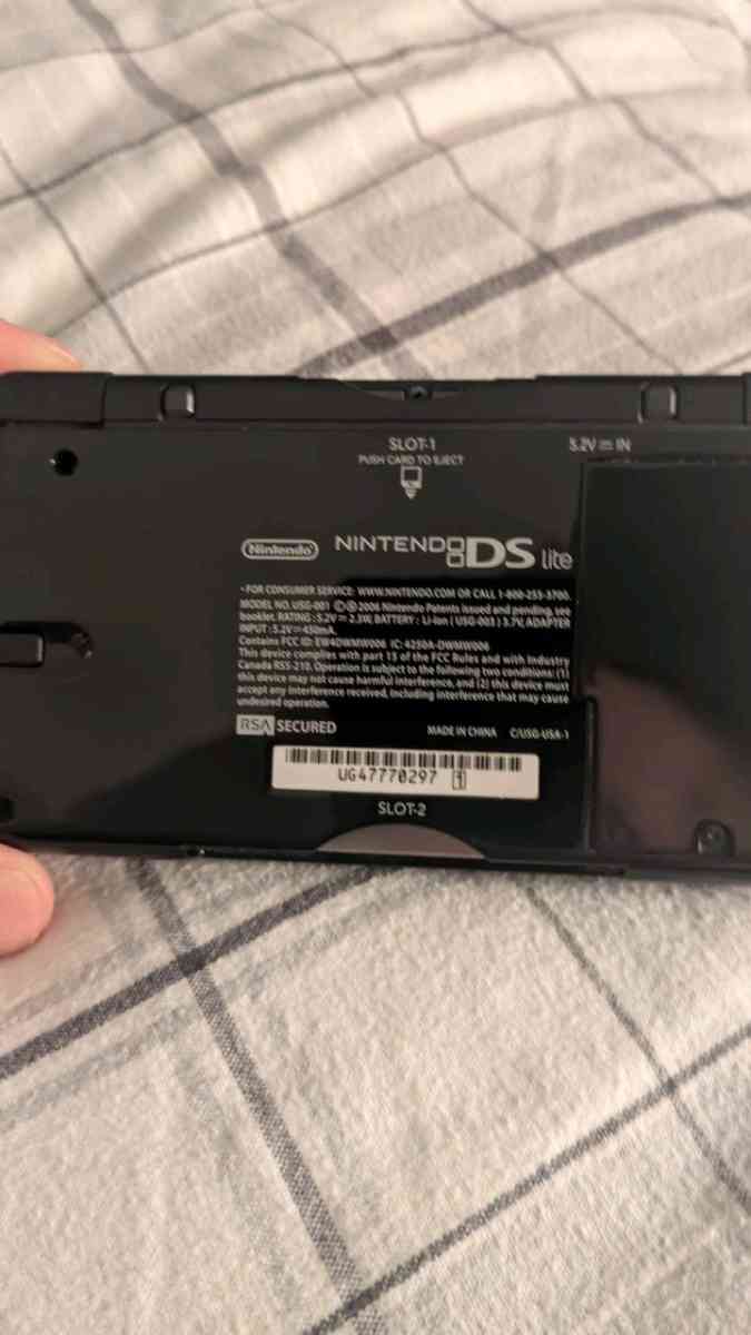 Nintendo DS Lite - Danvers, Massachusetts - FleaMarketBay