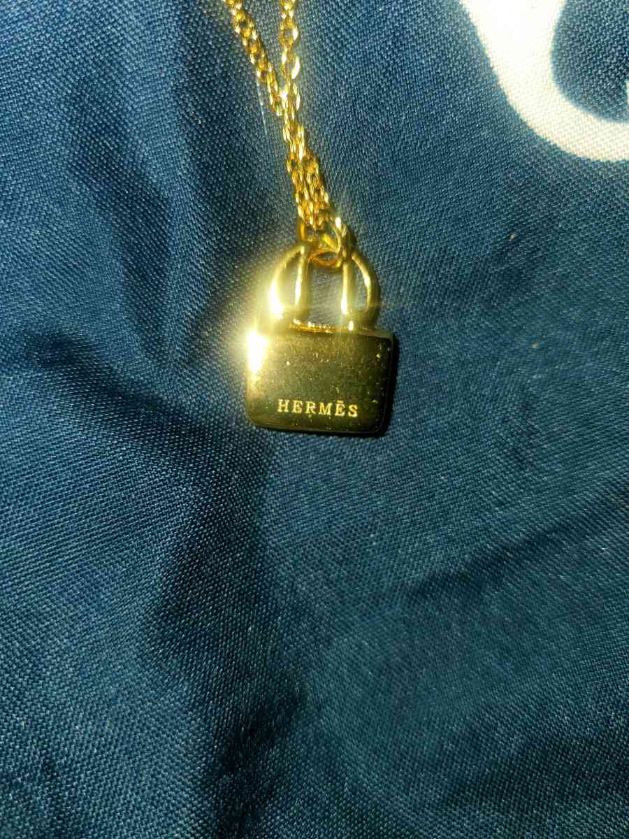 Hernes Gold Necklace with Pink Bag Pendant - Chester Gap, Virginia - FleaMarketBay