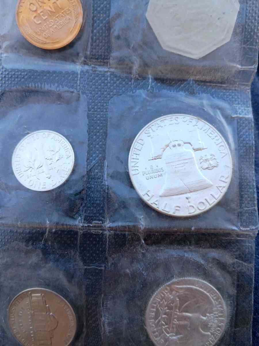 it is a 1956 mint proof set from the Philadelphia mint - Fort Worth, Texas - FleaMarketBay