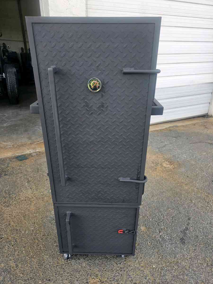 smoker an grill in one - West Palm Beach, Florida - FleaMarketBay