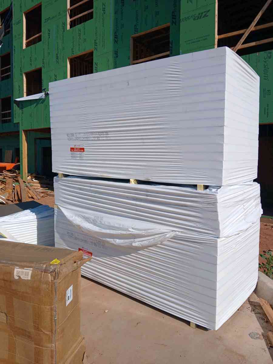 materials for roofing and tools for drywall - Wichita Falls, Texas - FleaMarketBay