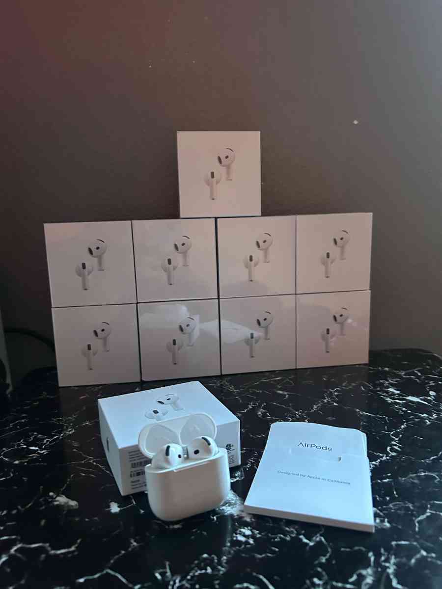 apple airpod gen 4s - Oxnard, California