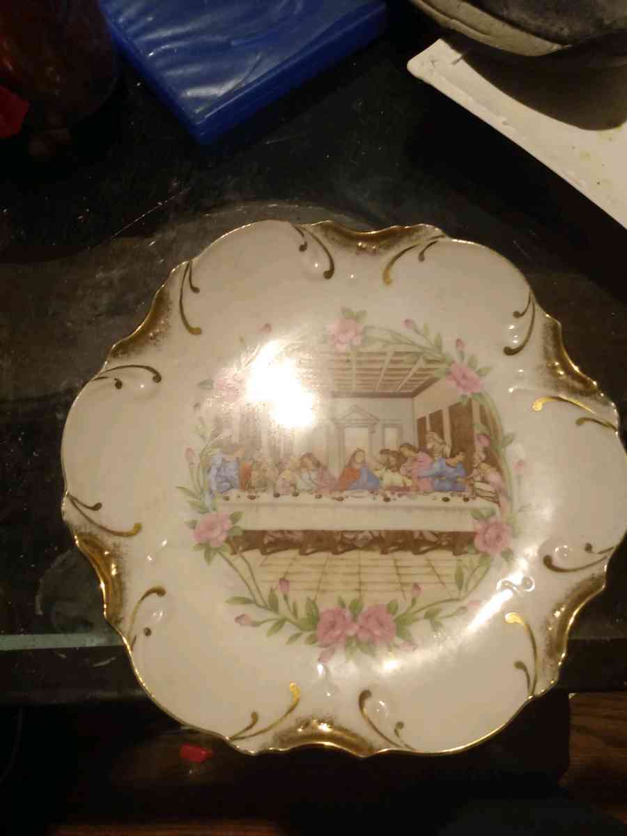 Jesus at the table plate - Tallmadge, Ohio