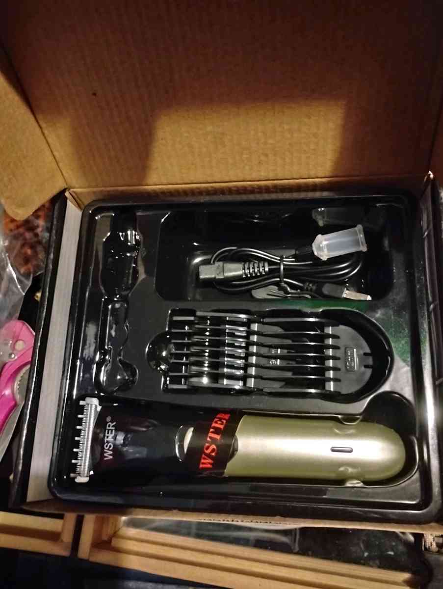 mens cordless rechargeable bearded hair trimmer - Beckley, West Virginia - FleaMarketBay