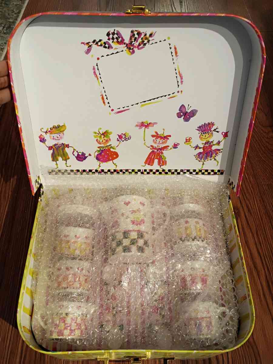 Mackenzie Childs teas set and travel case Childs Collection - Issaquah, Washington - FleaMarketBay
