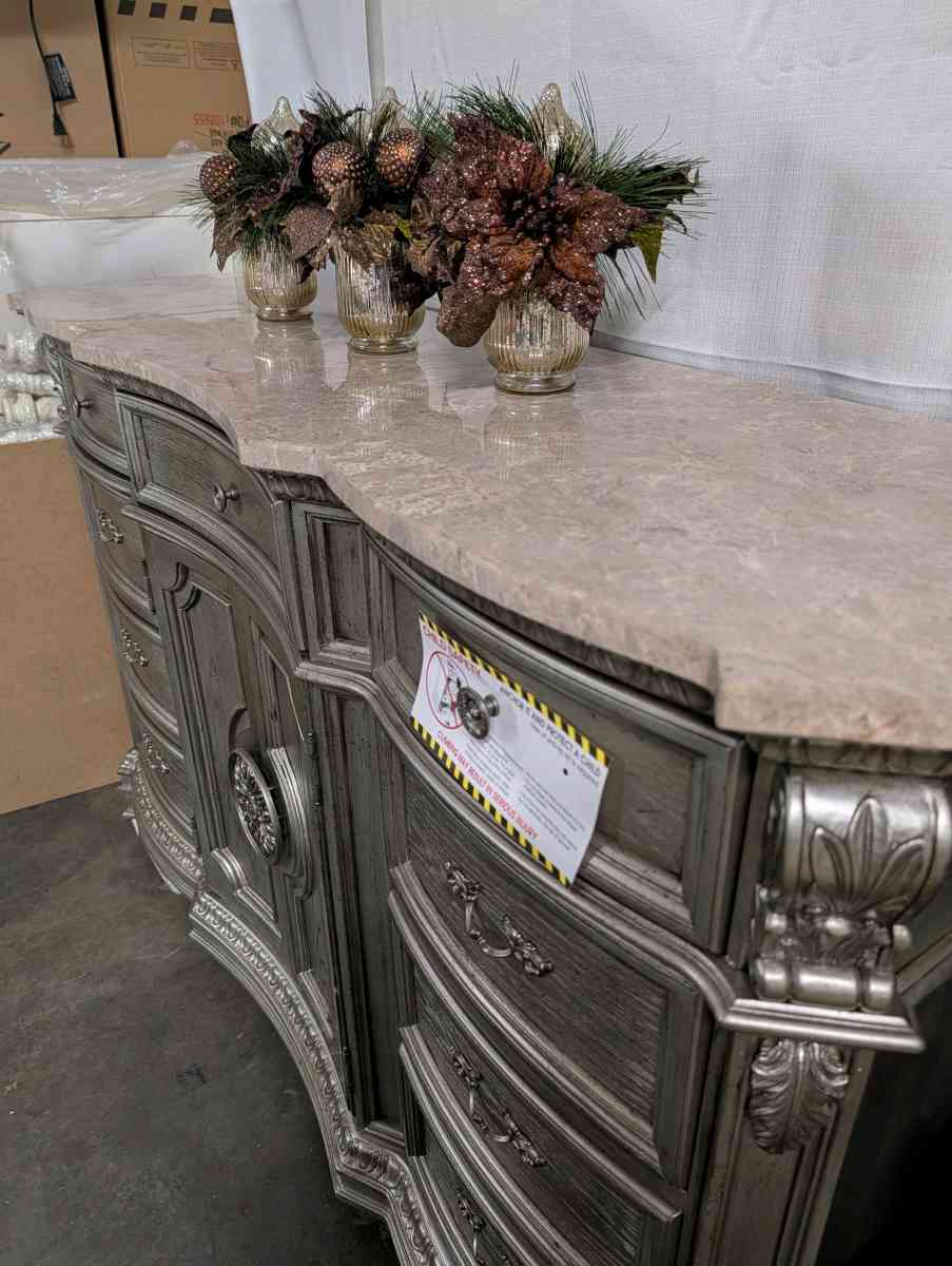 Solid wood and marble cabinet - Walnut, California - FleaMarketBay