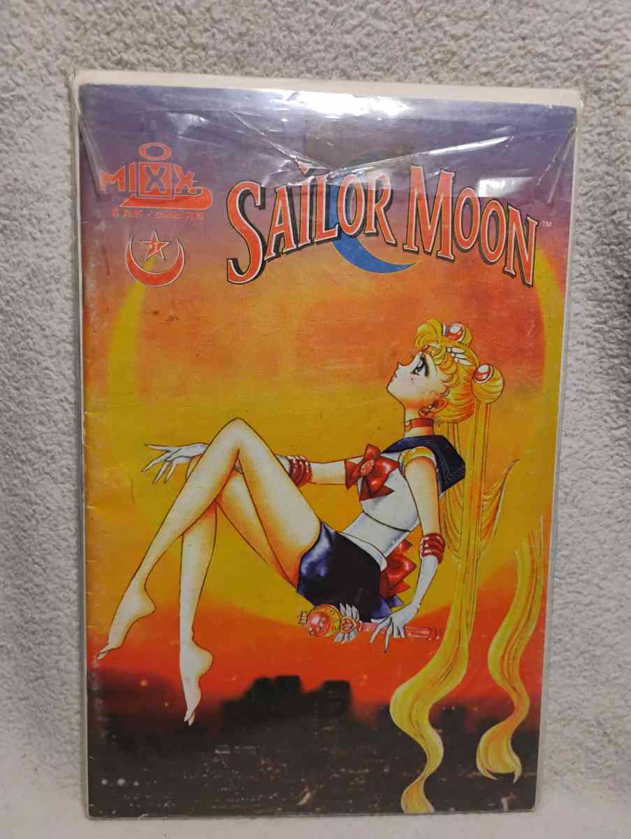 Sailor Moon comics issues 1 through 35 - Denver, Colorado - FleaMarketBay