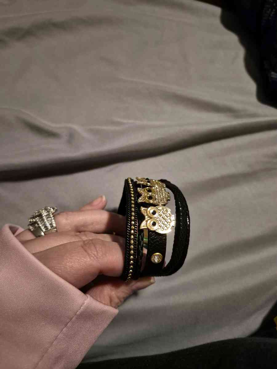 NEW Genuine black leather gold owl bracelet - New Baltimore, Michigan - FleaMarketBay