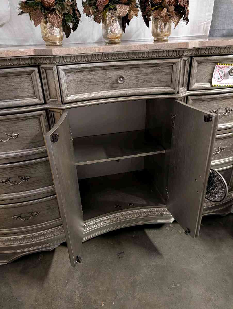 Solid wood and marble cabinet - Walnut, California - FleaMarketBay
