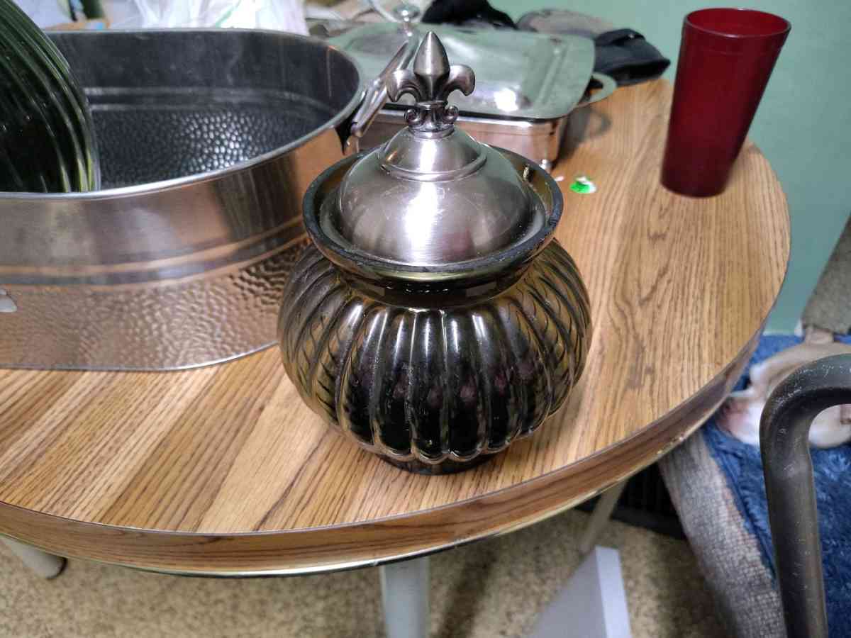 storage containers - Saint Joseph, Missouri - FleaMarketBay