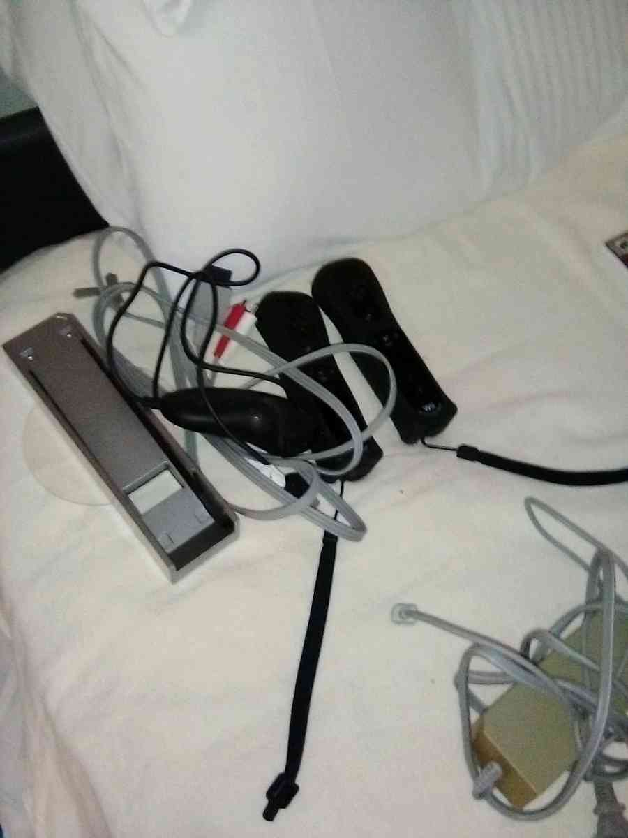 Wii games and system - Alicia, Arkansas - FleaMarketBay