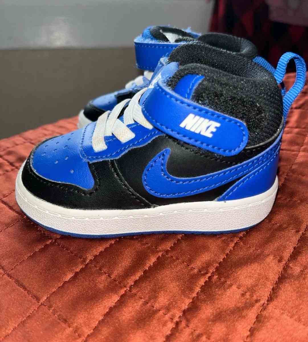 size 4 - Fort Mill, South Carolina - FleaMarketBay