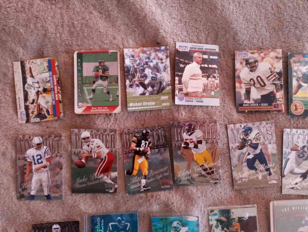 50 sports cards misc - Hutchinson, Kansas - FleaMarketBay