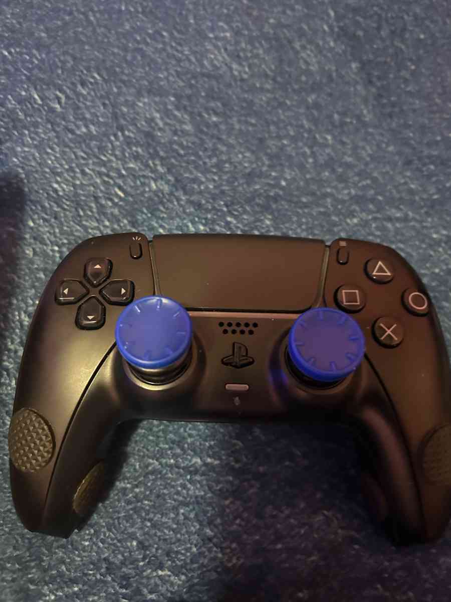 PS5 Gaming Bundle  Console Controller w Grips  Turtle Beach - Paterson, New Jersey - FleaMarketBay