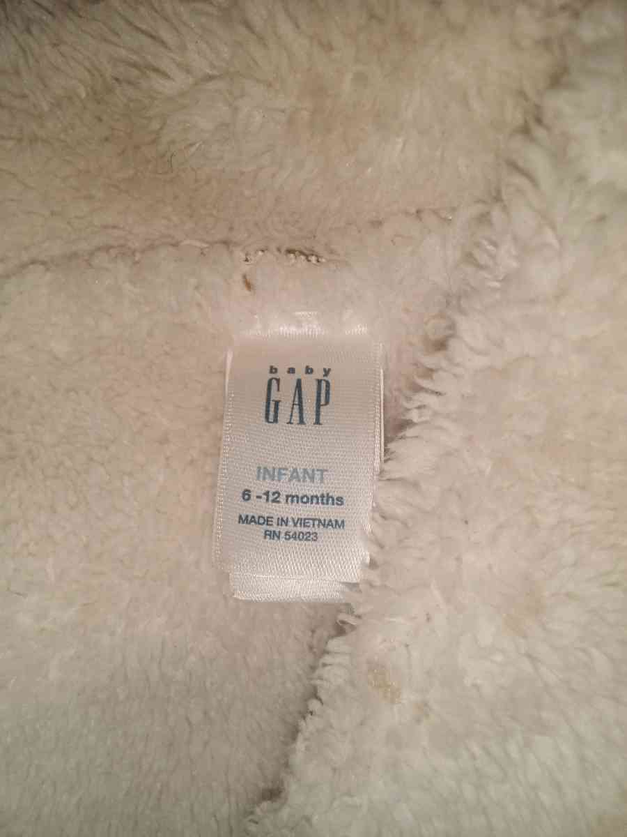 gap 6 to 12 months jacket and hat - Wagoner, Oklahoma - FleaMarketBay