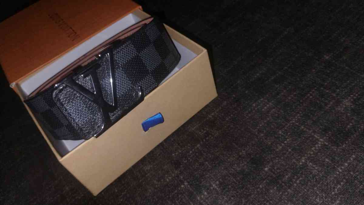 Designer belt - North Las Vegas, Nevada - FleaMarketBay