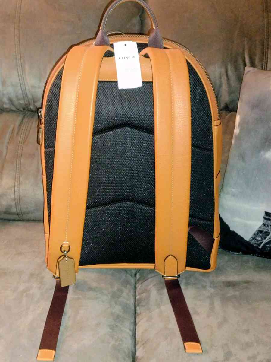 new coach backpack - Richton Park, Illinois - FleaMarketBay