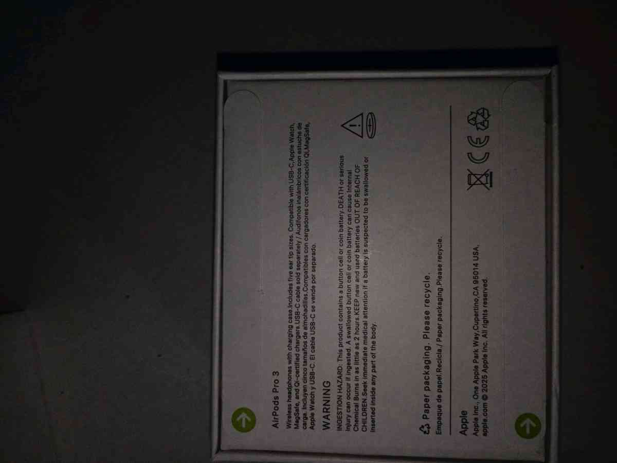 Airpods pro 3 - Brentwood, New York - FleaMarketBay