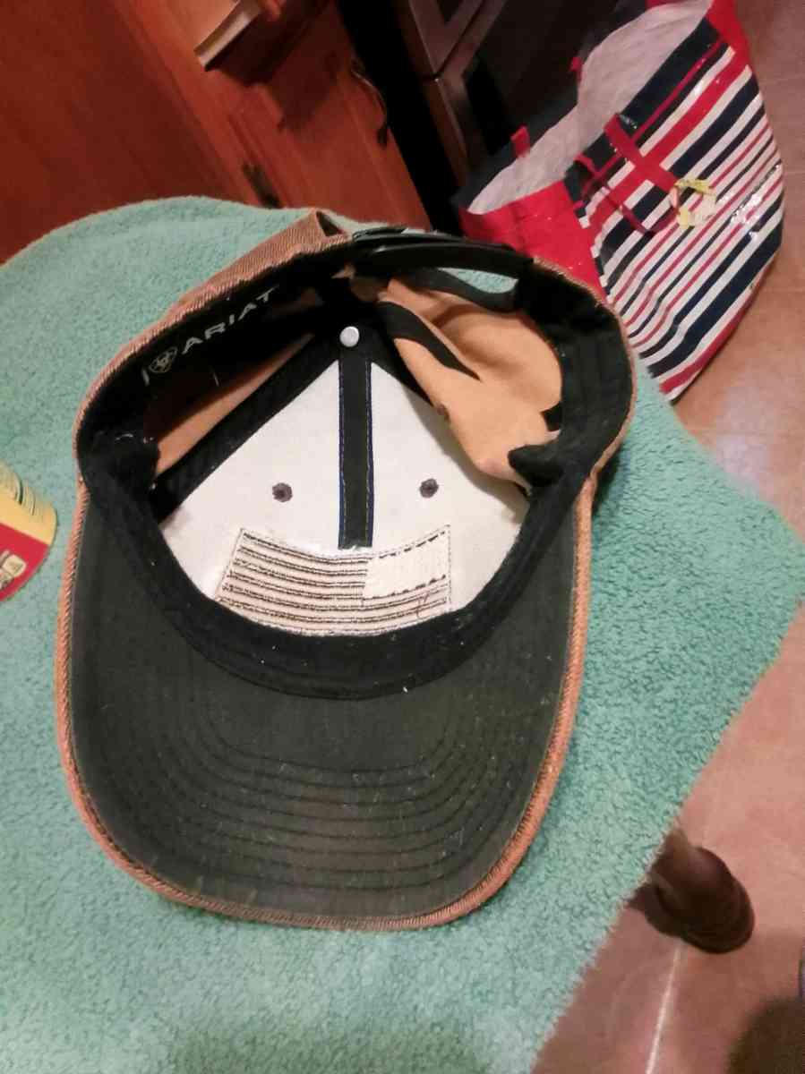 Ariat Vintage Mans Hat - Corning, Arkansas - FleaMarketBay