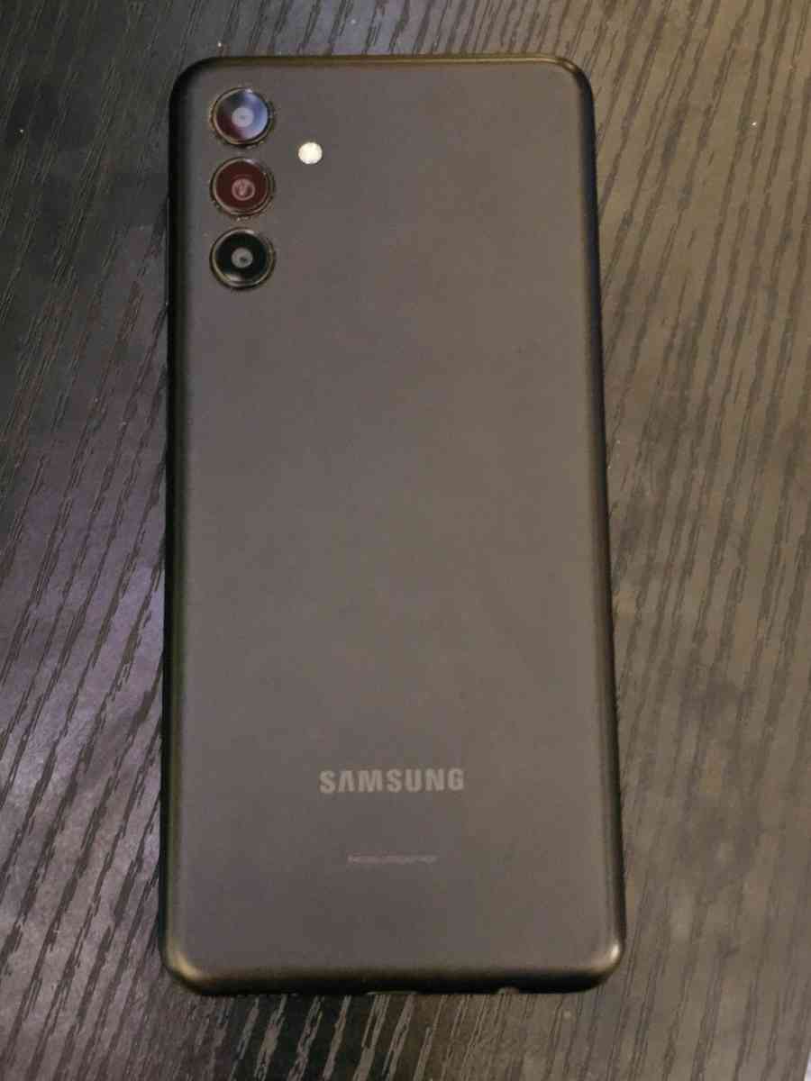 Unlocked Samsung Galaxy A13 5G Smartphone - Red Bud, Illinois - FleaMarketBay