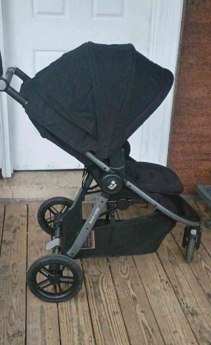 2023 MaxiCosi Gia XP Luxe 3Wheel Stroller  Black - Philadelphia, Pennsylvania - FleaMarketBay