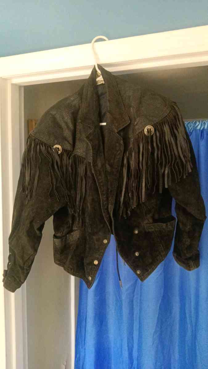 Leather Swead Small Womens Jacket - Jeffersonville, Kentucky - FleaMarketBay