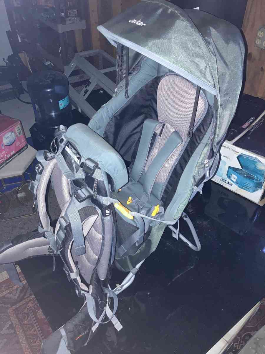 Deuter Kid Comfort 3 - Essington, Pennsylvania - FleaMarketBay