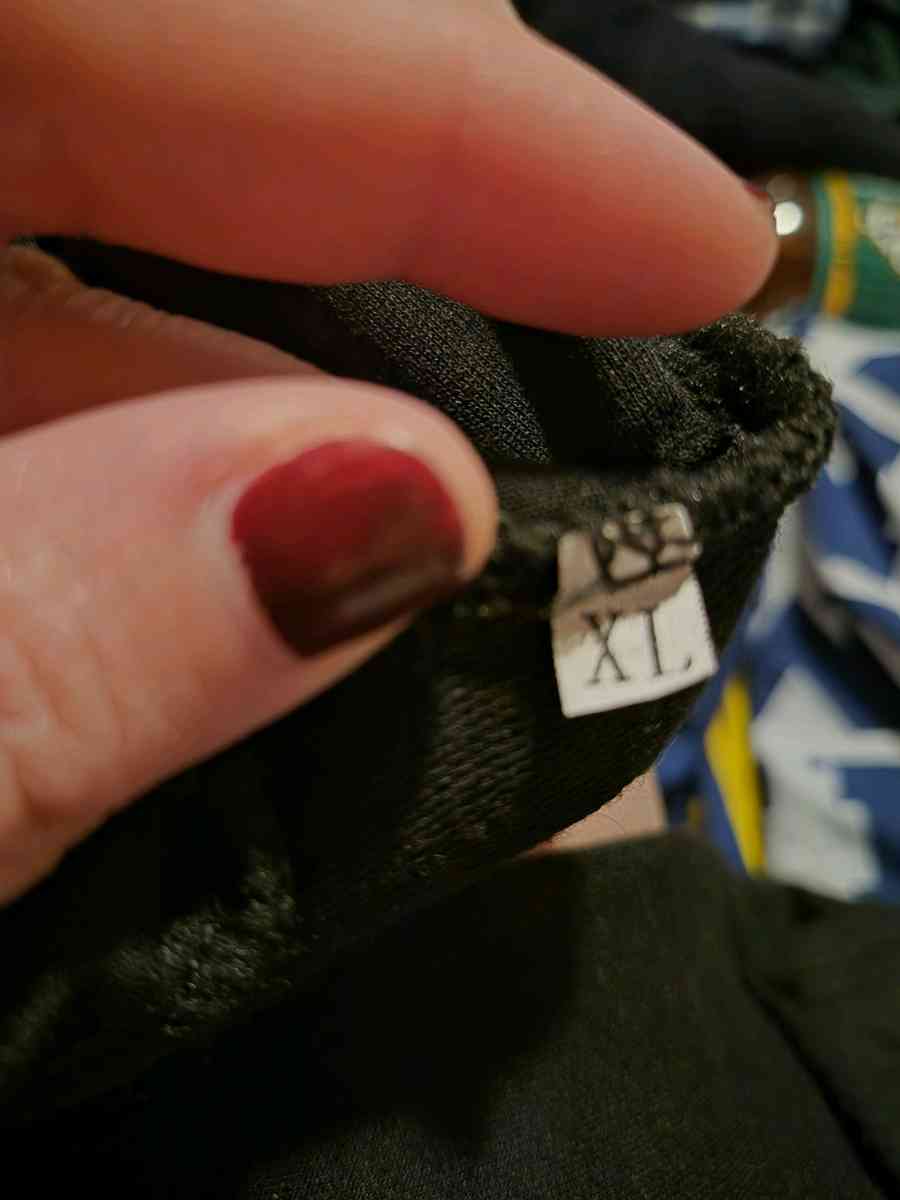 NWOT black LOVE funnelneck hoodie with paw print size XL - New Baltimore, Michigan - FleaMarketBay