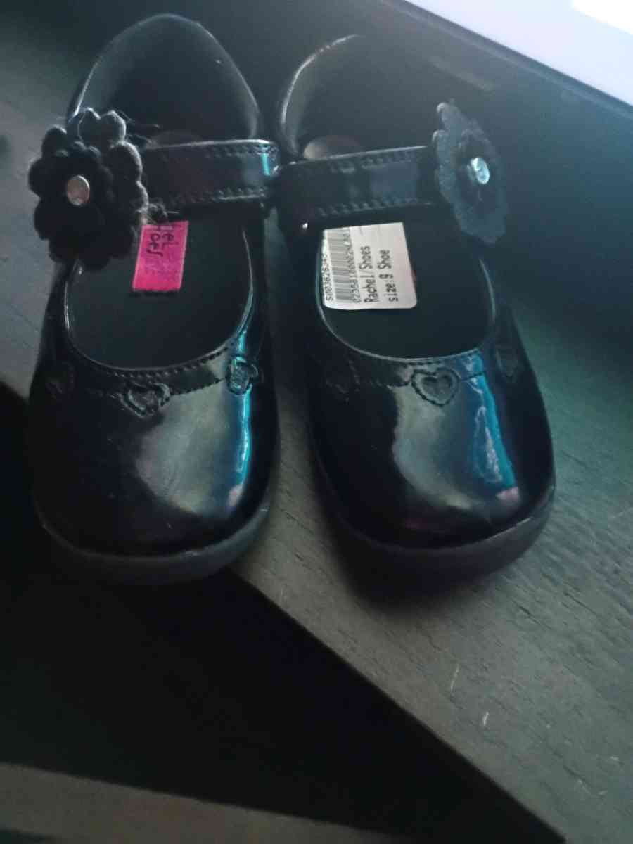 girls size 9 dress shoes - Abington, Pennsylvania