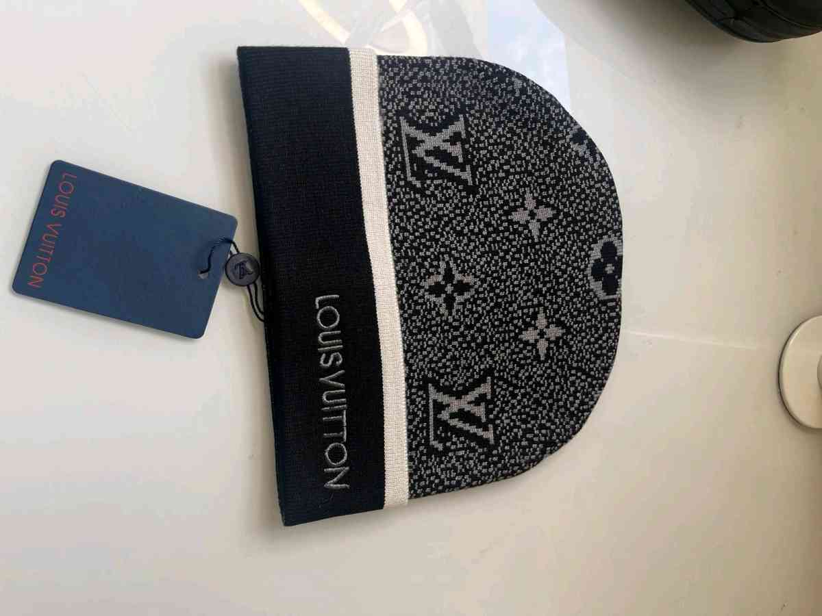 Louis vuttion beanies - Franklin, New Jersey - FleaMarketBay