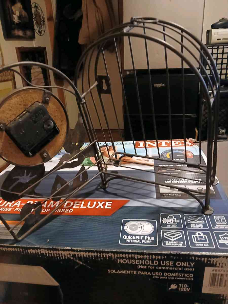 vintage potpourri clock - Rutland, Vermont - FleaMarketBay