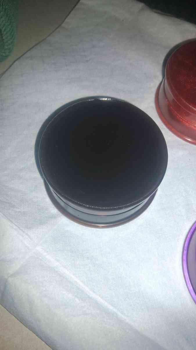 Tobacco Grinders - Adrian, Michigan - FleaMarketBay