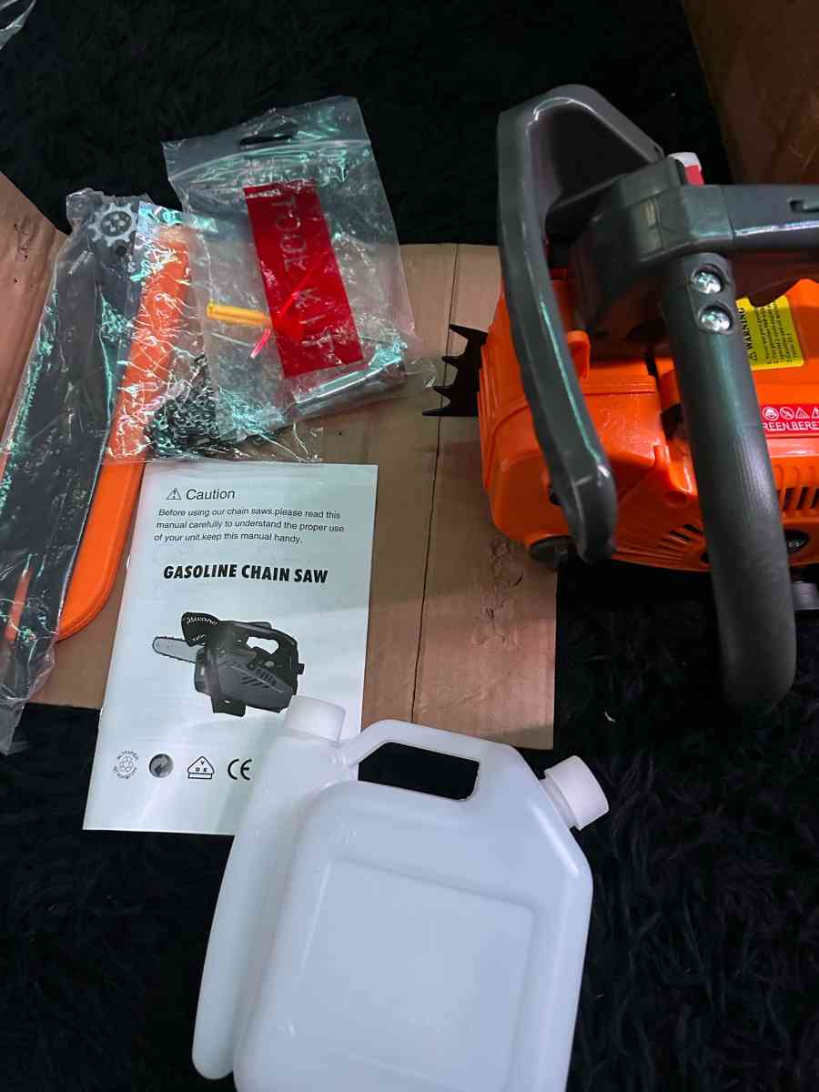 brand new chainsaw - San Bernardino, California - FleaMarketBay