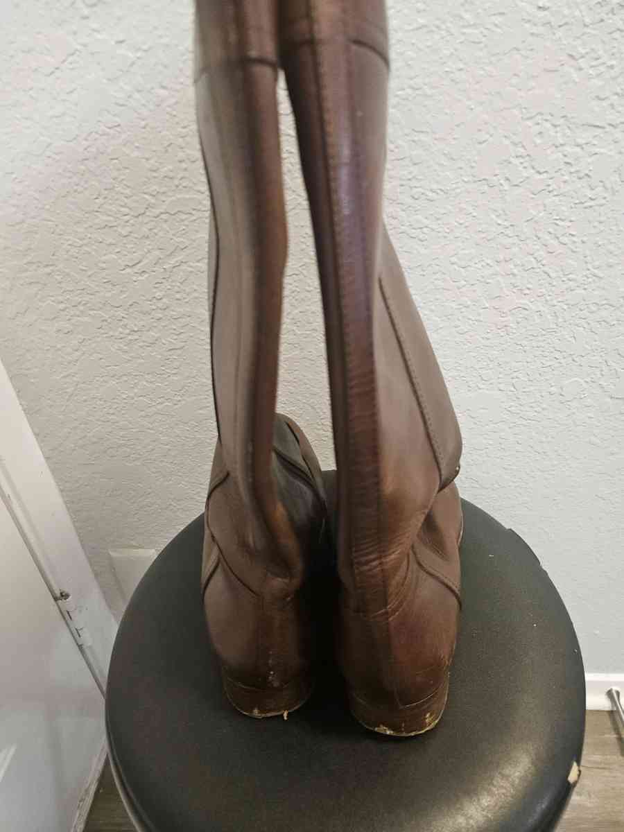 Tory Burch Kiernan Rinding Boots - Tulsa, Oklahoma - FleaMarketBay