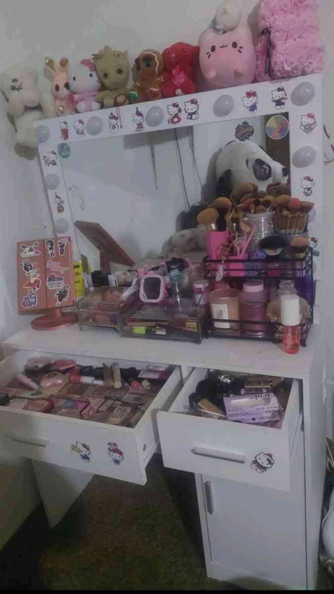 vanity - Salem, Oregon - FleaMarketBay